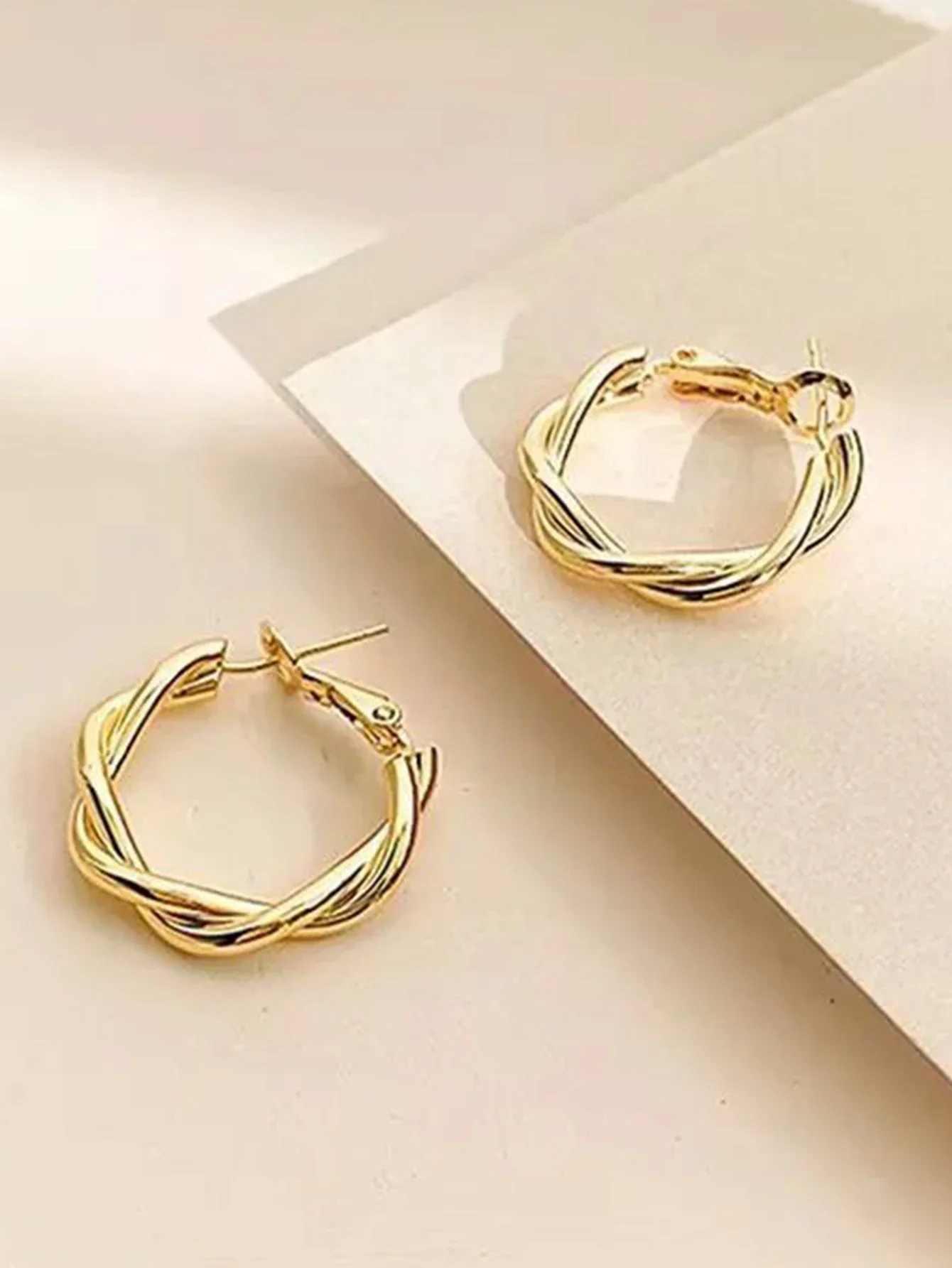 2 pieces of women's European and American creative double loop wrapped earrings, outdoor carnival, party, holiday dressing gifts - Image 2